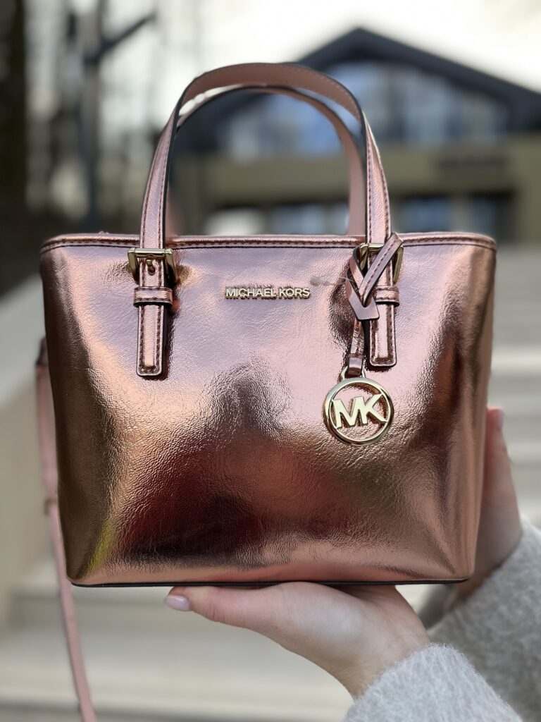 Jet Set Travel Top-Zip Tote Bag Extra-Small Metallic у кольорі Primrose  - жіноча сумочка Michael Kors