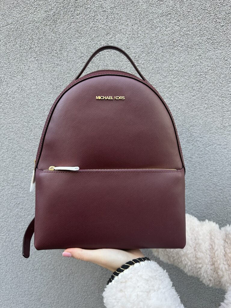 Sheila Medium Backpack у кольорі Oxblood - жіночий рюкзак Michael Kors