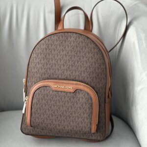 Jaycee Medium Logo Backpack - жіночий рюкзак Michael Kors у коричневе лого