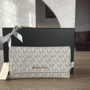 Jet Set Large Logo Trifold Wallet Vanilla - жіночий гаманець Michael Kors