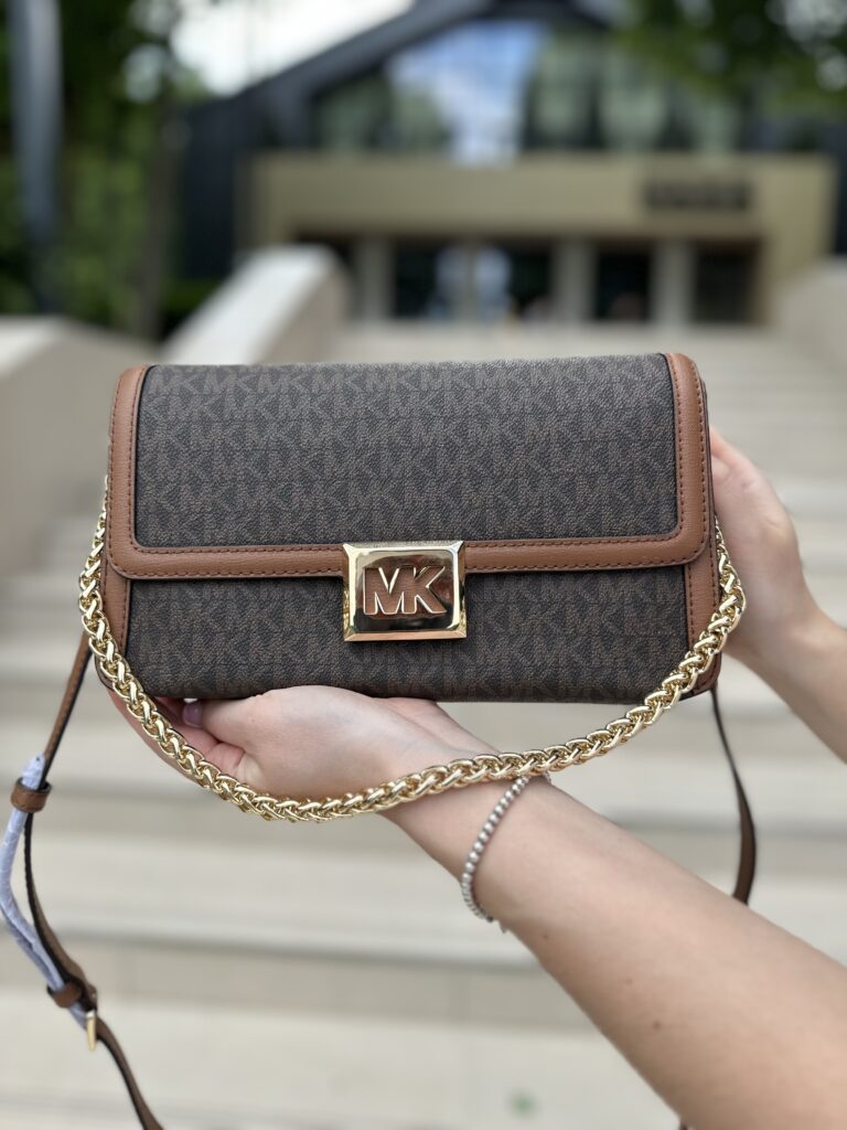 Sonia Medium Logo Convertible Shoulder Bag у кольорі Signature Brown - жіноча сумочка Michael Kors
