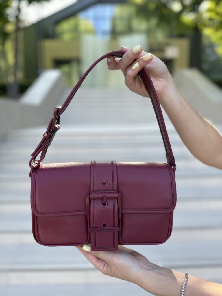 Colby Medium Leather Shoulder Bag у кольорі Mulberry - жіноча сумочка Michael Kors