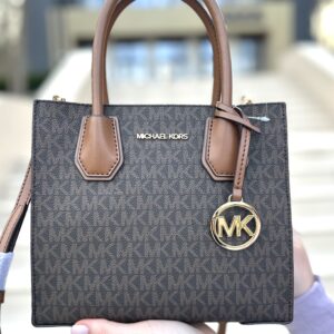 Mercer Medium Logo and Leather Accordion Crossbody Bag - жіноча сумочка Michael Kors у коричневому логопринті