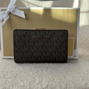 Jet Set Medium Signature Logo Wallet Brown - жіночий гаманець Michael Kors