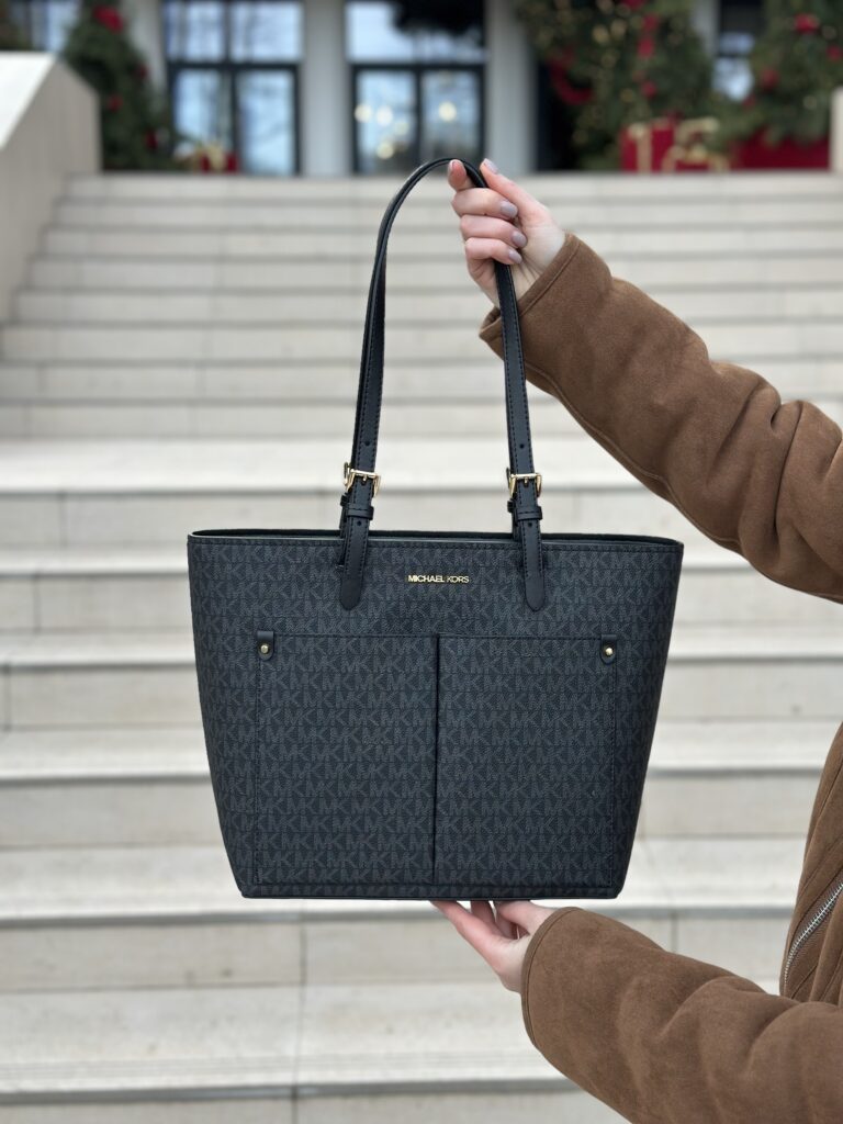 Jet Set Medium Logo Pocket Tote Bag у кольорі Black - жіноча сумочка Michael Kors