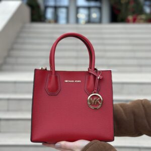 Mercer Medium Pebbled Leather Crossbody Bag у кольорі Bright Red - жіноча сумочка Michael Kors