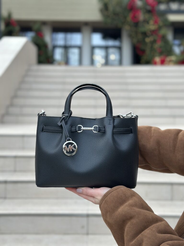 Carson Small Pebbled Leather Satchel у кольорі Black - жіноча сумочка Michael Kors