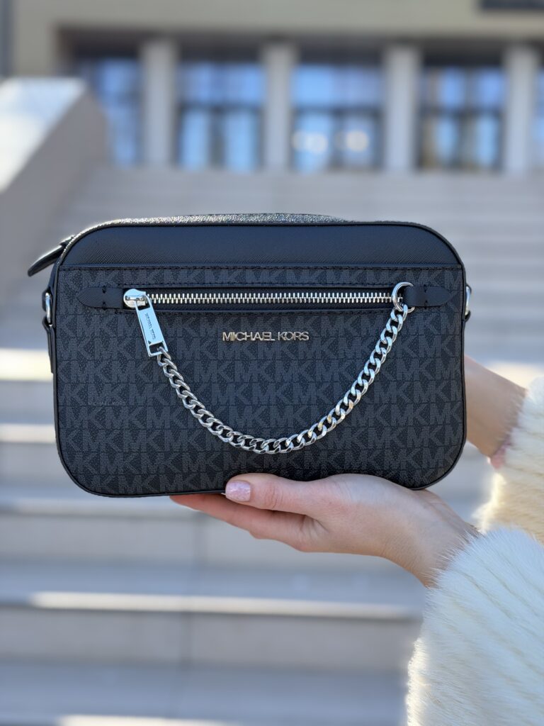 Jet Set Large Logo Crossbody Bag у кольорі Black - жіноча сумочка Michael Kors