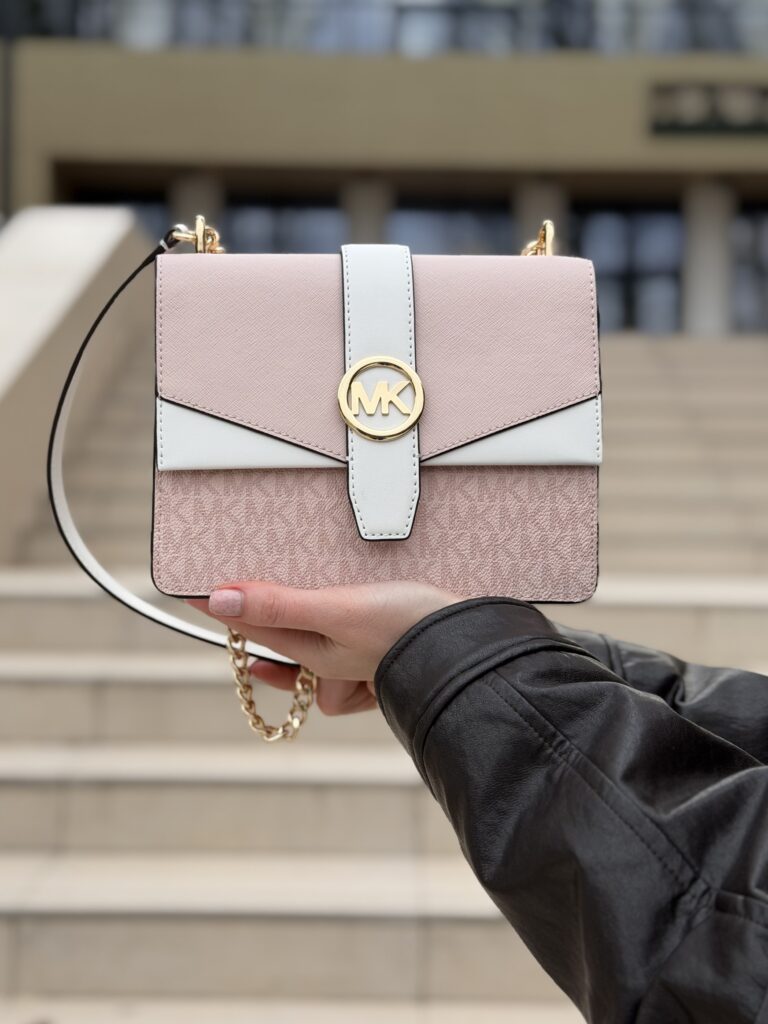 Greenwich Small Color-Block Signature Logo Crossbody Bag у кольорі Powder Blush Multi - жіноча сумочка Michael Kors