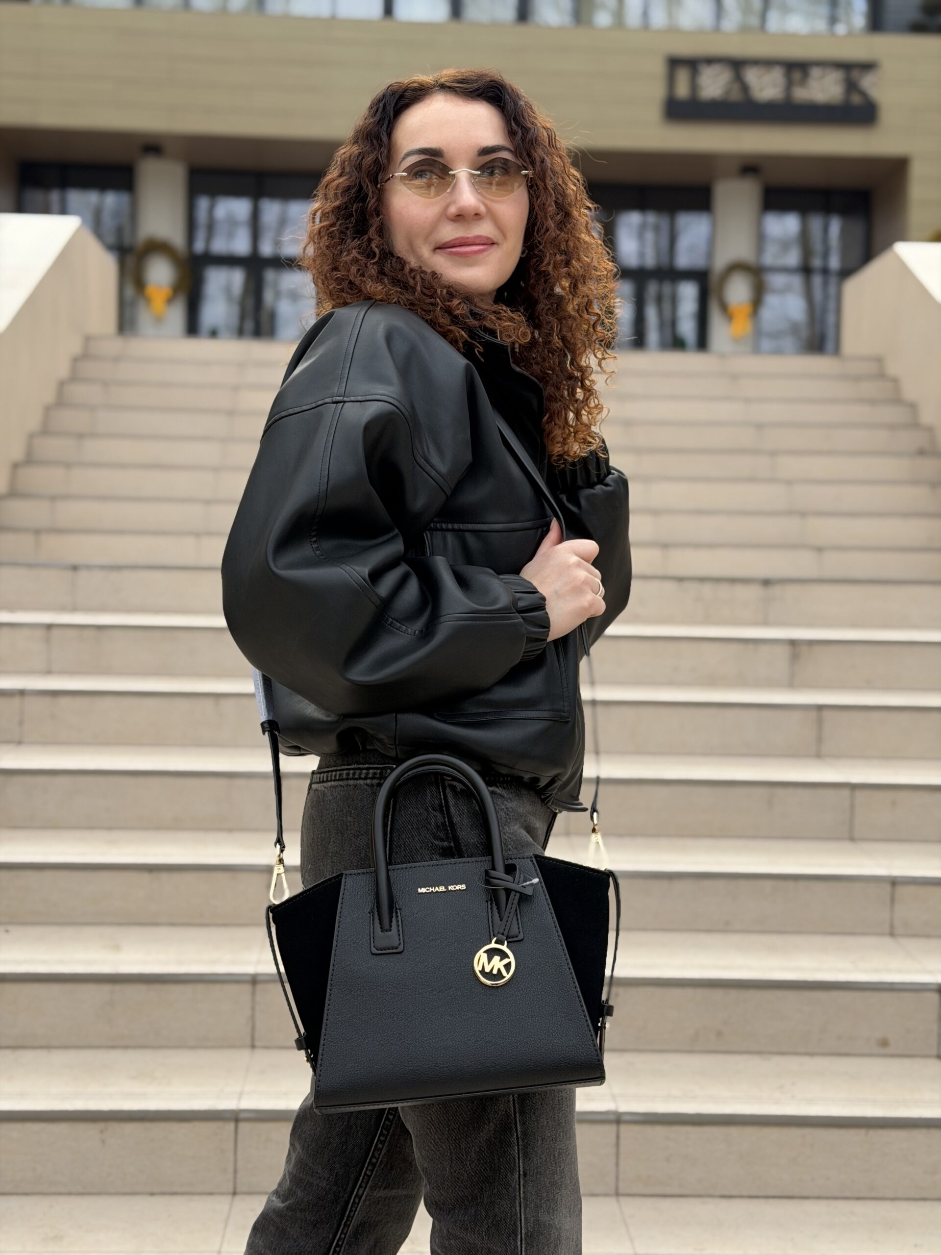 Avril Small Pebbled Leather Satchel у кольорі Black — жіноча сумка Michael Kors - Зображення 4