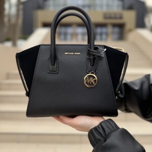 Avril Small Pebbled Leather Satchel у кольорі Black — жіноча сумка Michael Kors