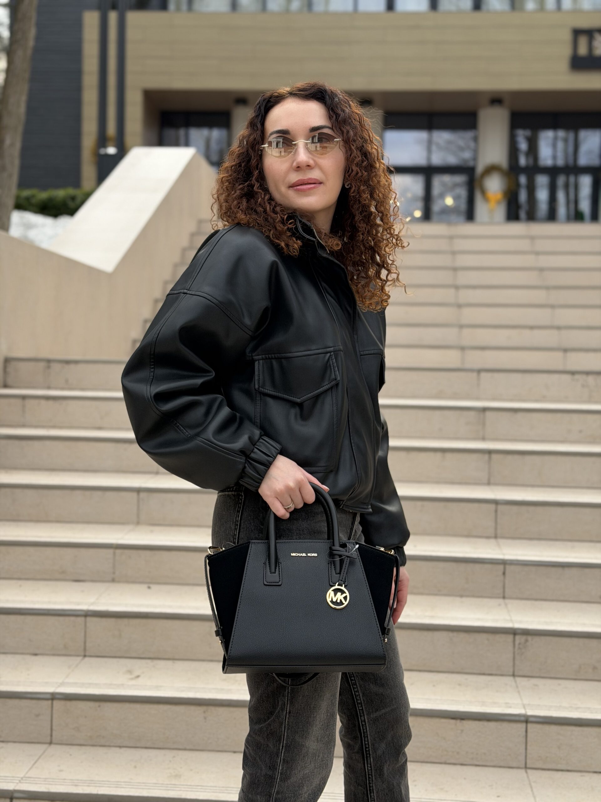 Avril Small Pebbled Leather Satchel у кольорі Black — жіноча сумка Michael Kors - Зображення 7