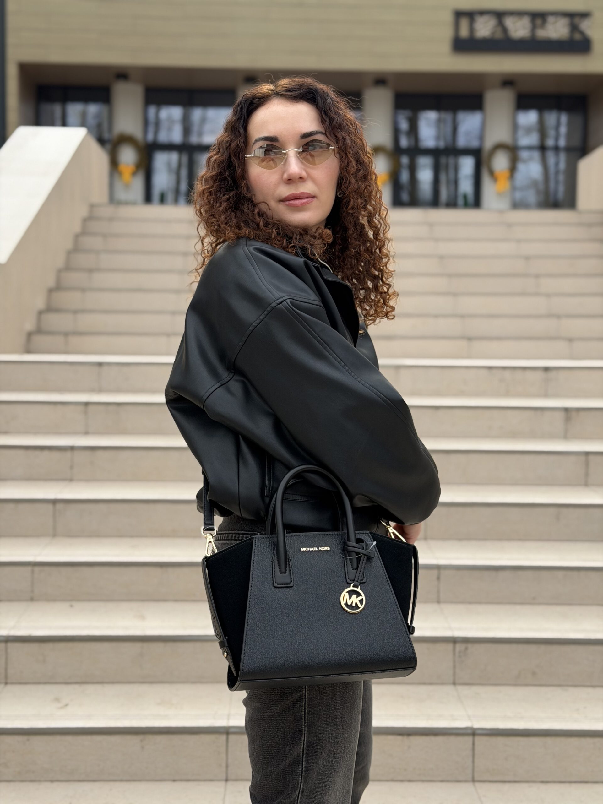 Avril Small Pebbled Leather Satchel у кольорі Black — жіноча сумка Michael Kors - Зображення 8