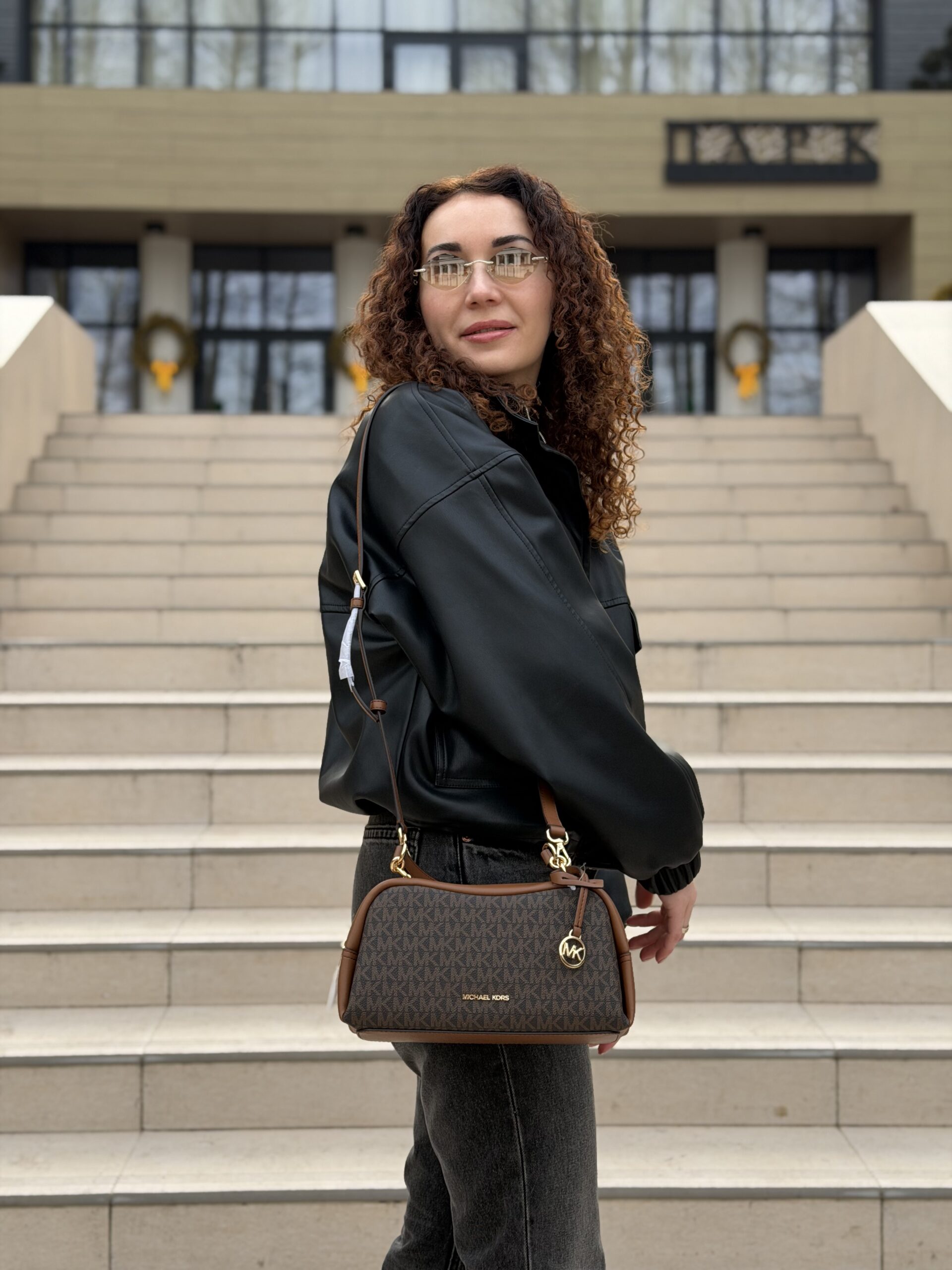 Cecily Small Signature Logo Shoulder Bag у кольорі Brown — жіноча сумка Michael Kors - Зображення 5