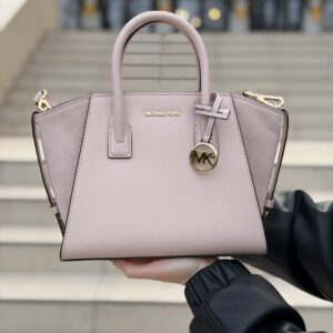 Avril Small Pebbled Leather Satchel у кольорі Powder Blush — жіноча сумка Michael Kors