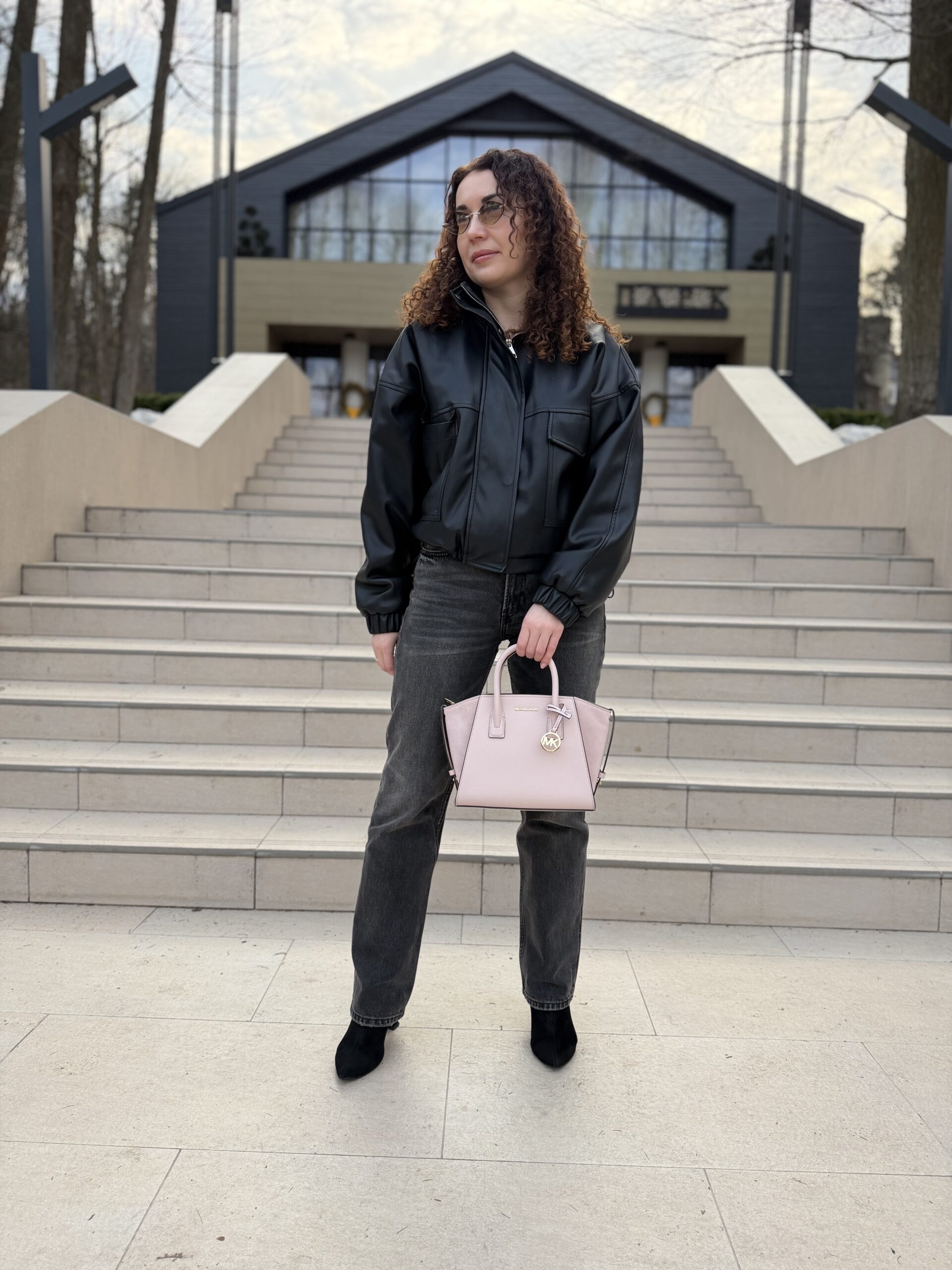 Avril Small Pebbled Leather Satchel у кольорі Powder Blush — жіноча сумка Michael Kors - Зображення 8
