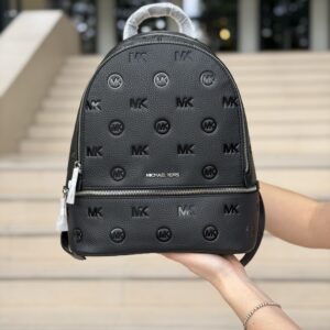 Rhea Medium Logo Debossed Backpack у кольорі Black — жіночий рюкзак Michael Kors
