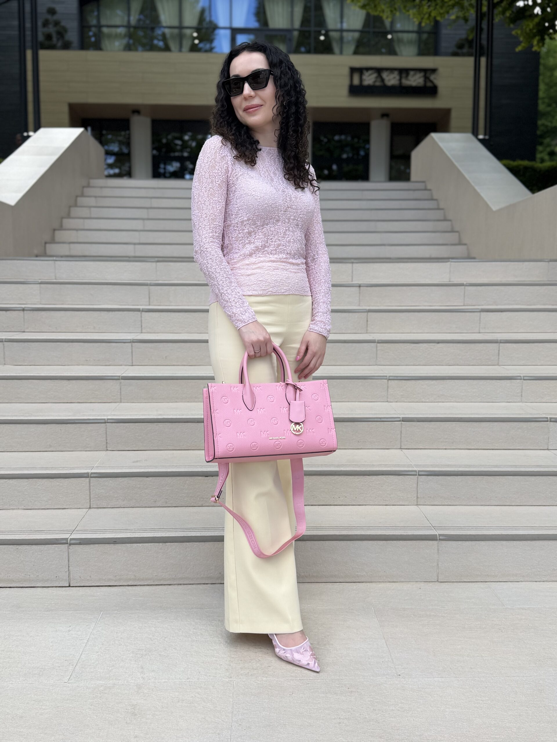 Mirella Medium Logo Debossed Satchel у кольорі Carnation — жіноча сумка Michael Kors - Зображення 12