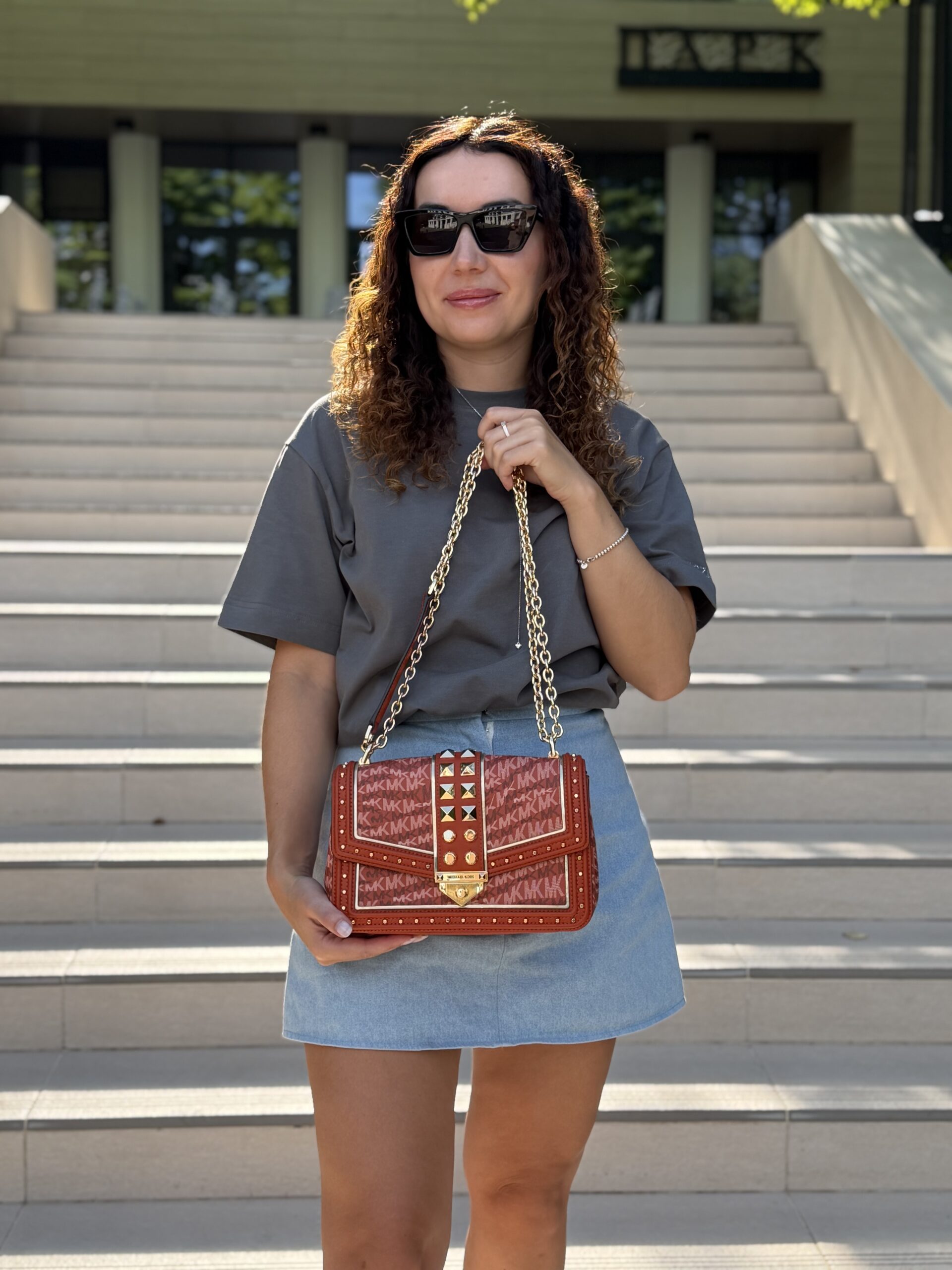 Soho Large Animal Print Logo Shoulder Bag у кольорі Deep Orange - жіноча сумочка Michael Kors - Зображення 5