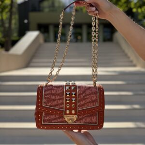 Soho Large Animal Print Logo Shoulder Bag у кольорі Deep Orange - жіноча сумочка Michael Kors
