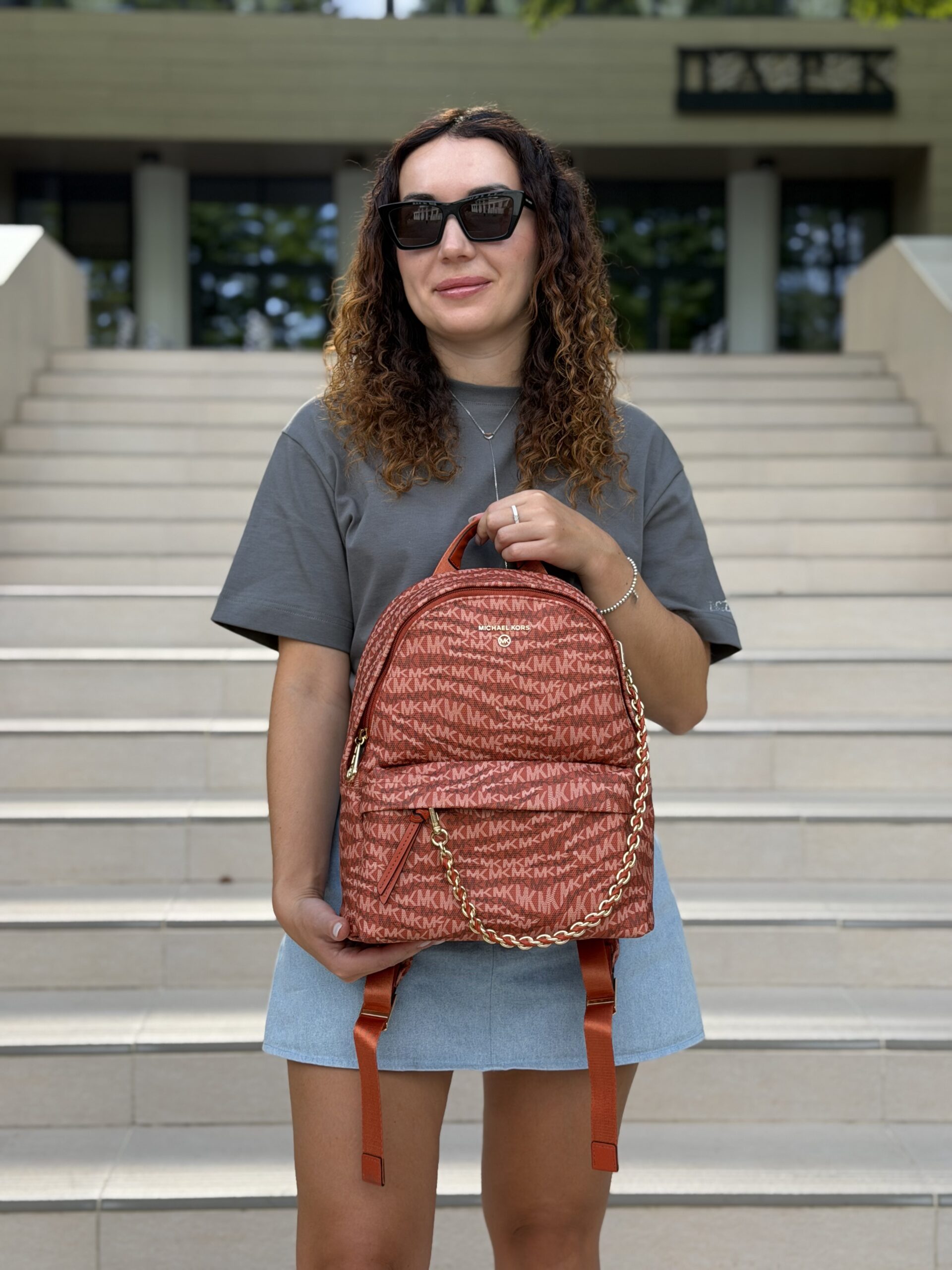 Slater Medium Animal Print Logo Backpack у кольорі Deep Orange - жіночий рюкзак Michael Kors - Зображення 2