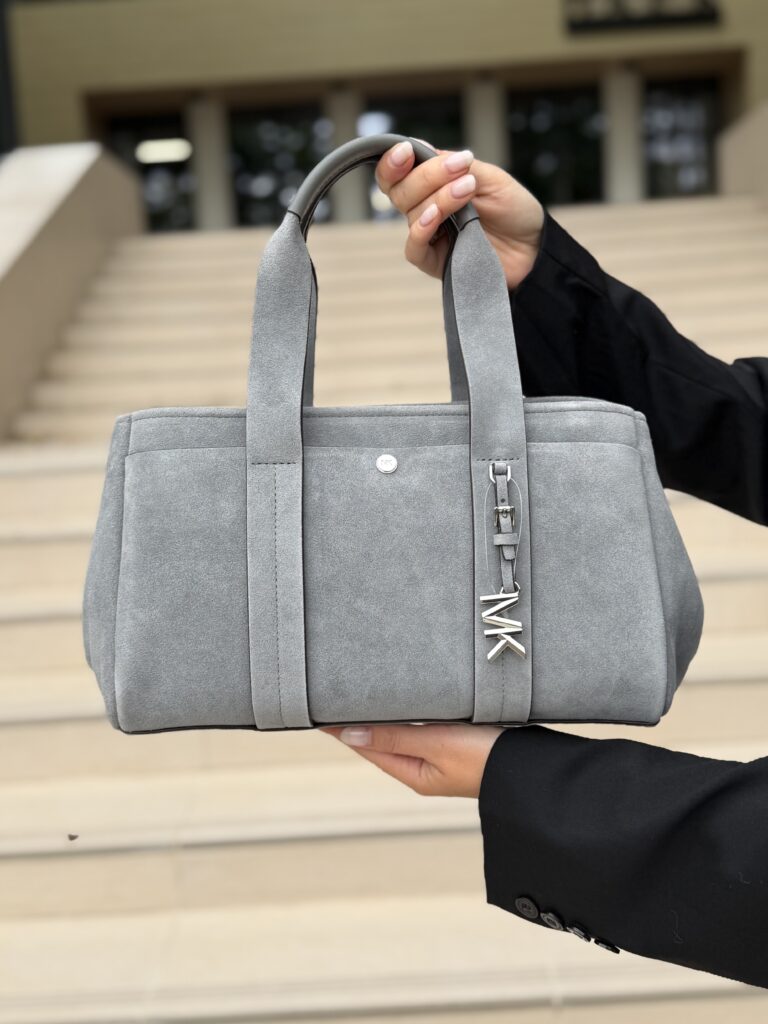 Romee Small Suede Satchel у кольорі Storm — жіноча сумка Michael Kors