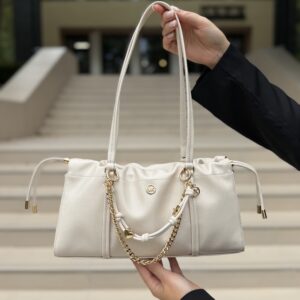 Matilda Small Cinched Shoulder Bag у кольорі Cream — жіноча сумка Michael Kors