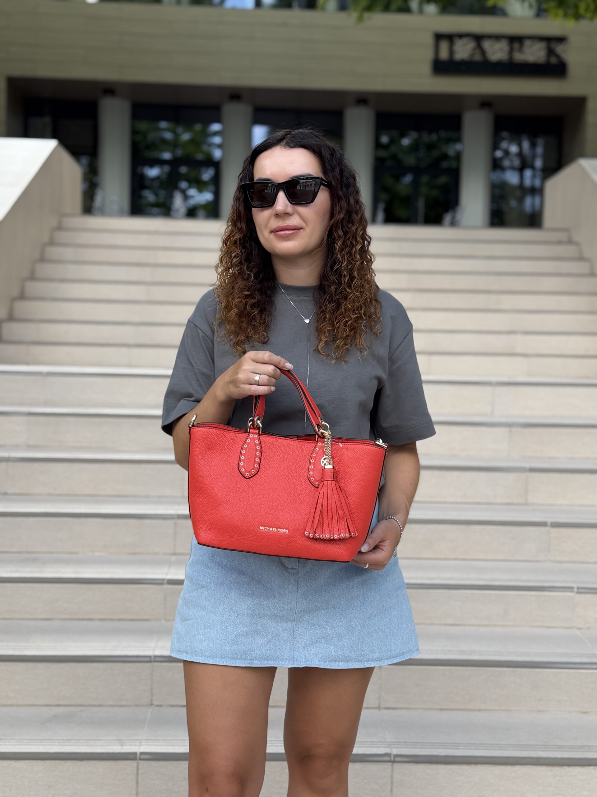 Brooklyn Small Pebbled Leather Satchel у кольорі Sea Coral - жіноча сумочка Michael Kors - Зображення 10