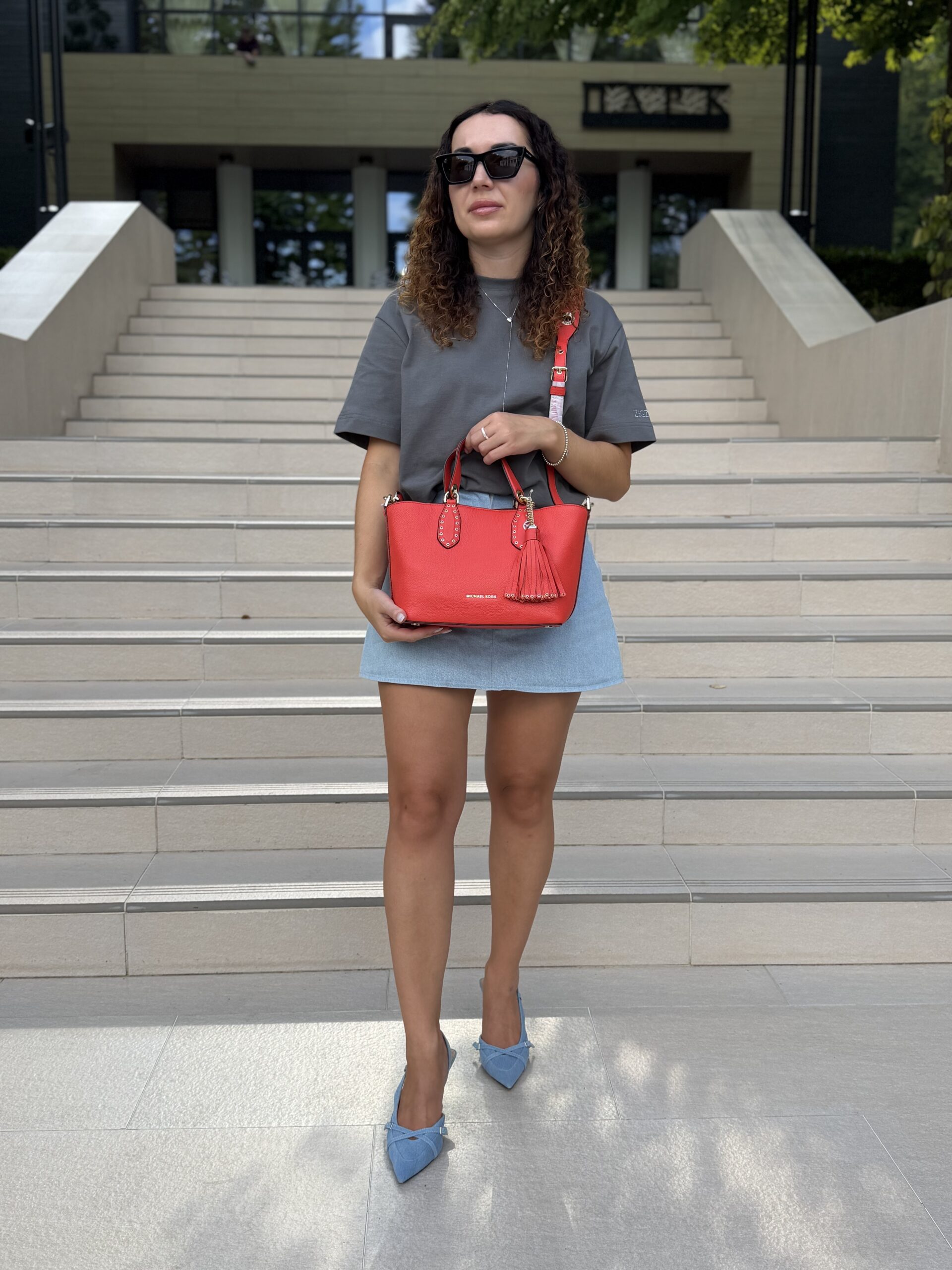 Brooklyn Small Pebbled Leather Satchel у кольорі Sea Coral - жіноча сумочка Michael Kors - Зображення 4