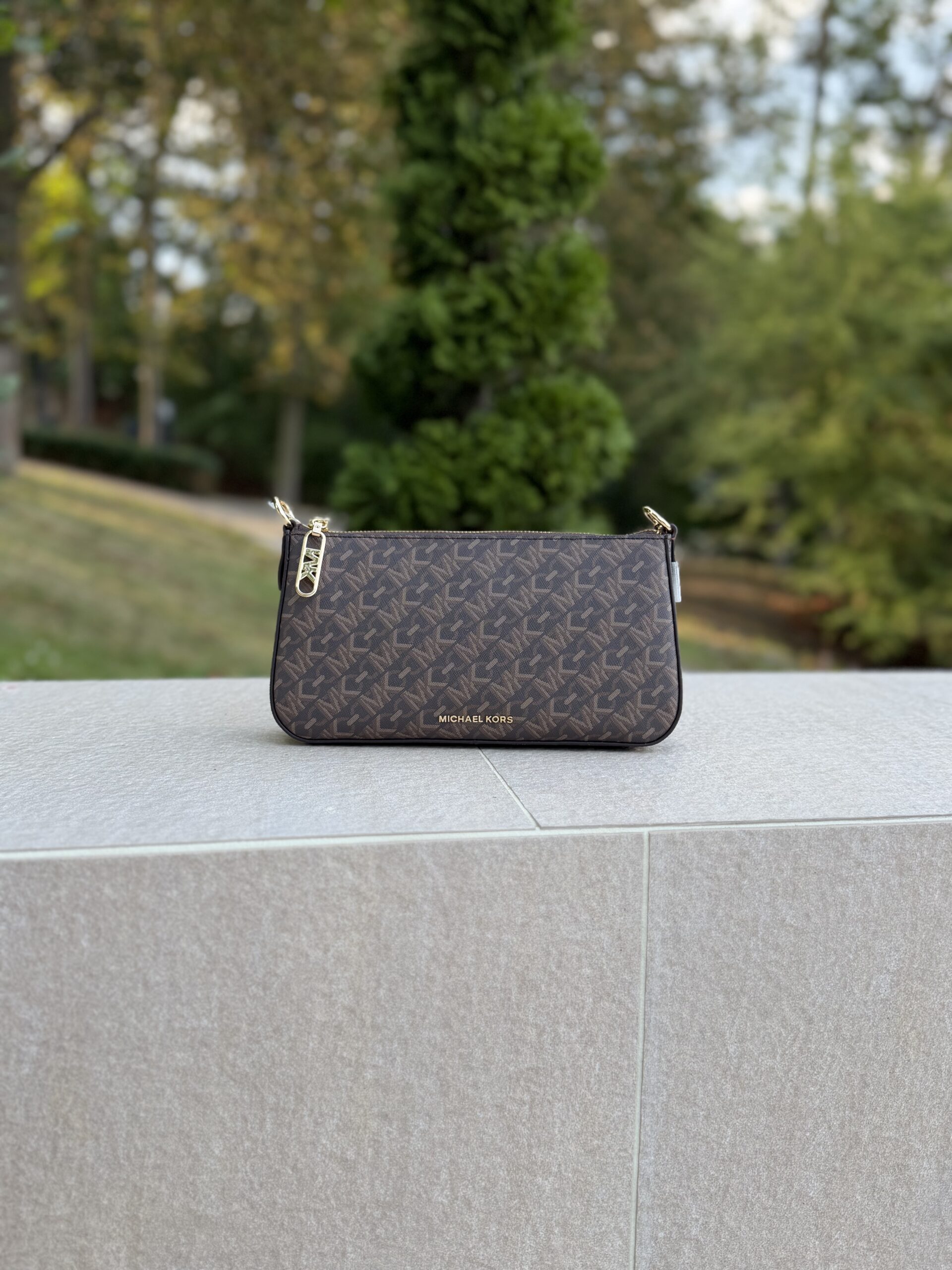 Empire Medium Chain-Link Pochette у кольорі Brown Luggage - жіноча сумочка Michael Kors - Зображення 4